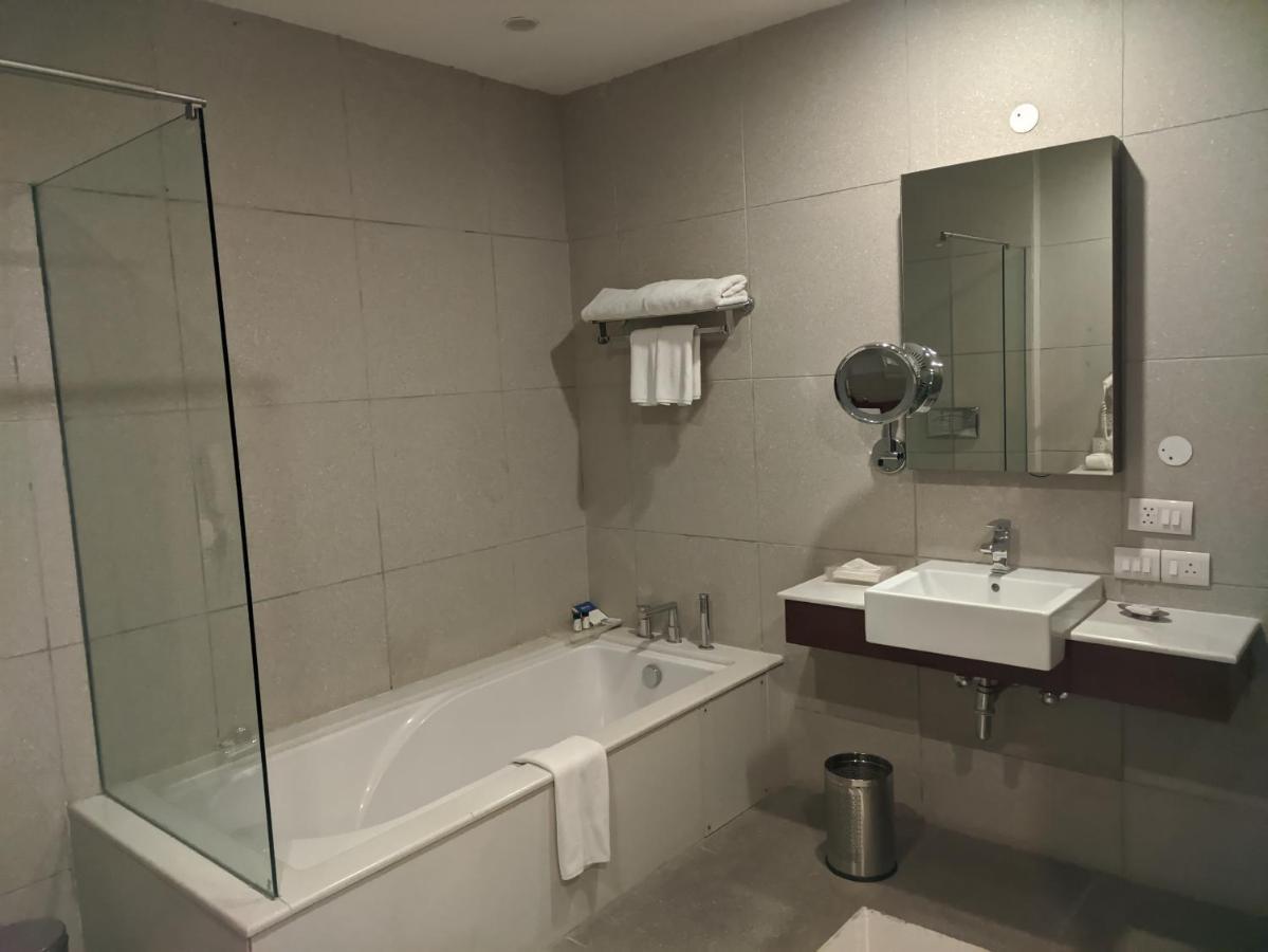 Fortune Select Global, Gurugram - Member Itc Hotels' Group Гургаон Экстерьер фото