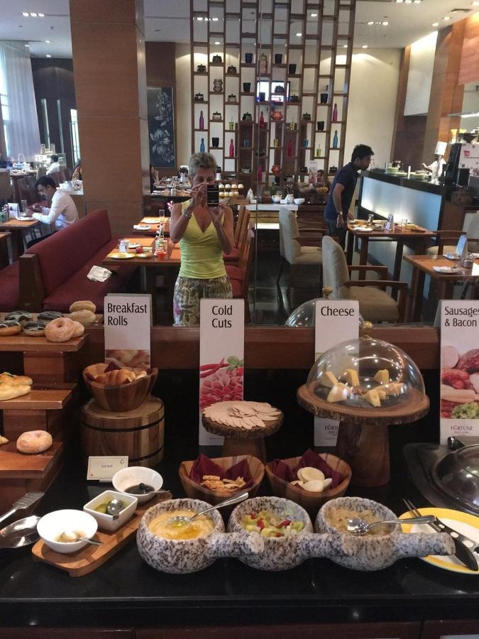 Fortune Select Global, Gurugram - Member Itc Hotels' Group Гургаон Экстерьер фото