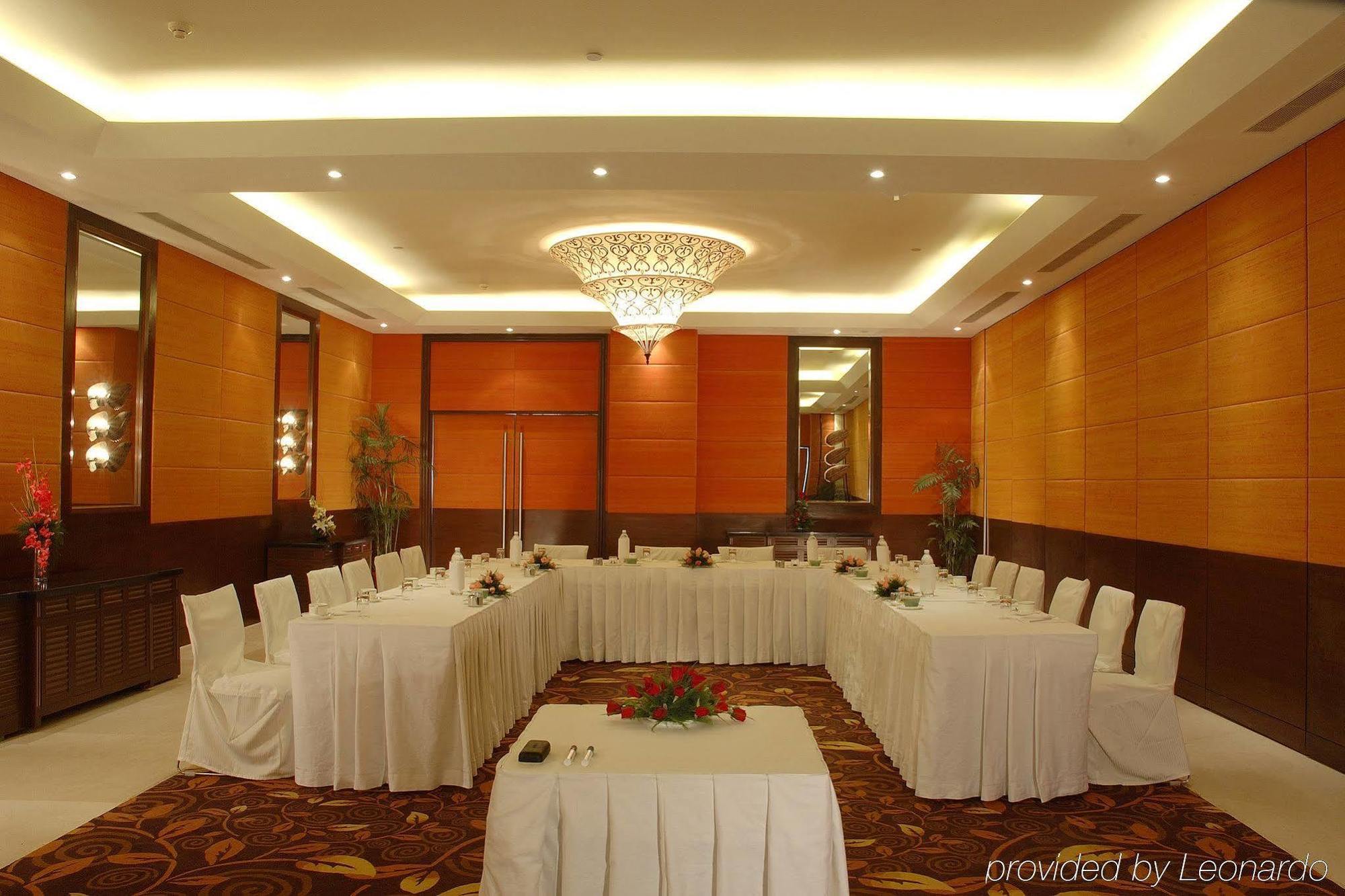 Fortune Select Global, Gurugram - Member Itc'S Hotel Group Гургаон Ресторан фото